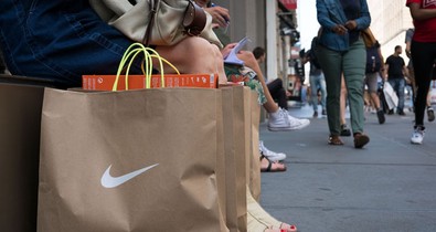 Zseniális! A Nike új cipője igazi üvegcipellő!