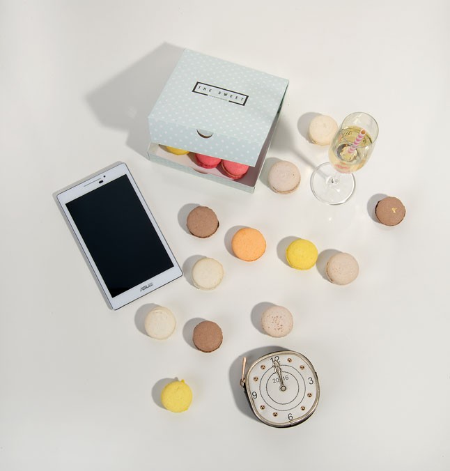 Macaron THE SWEET 300 Ft - Tablet ASUS www.asus.hu - Pénztárca F&F 2190 Ft - Papír szívószál BUTLERS 990 Ft/20 db