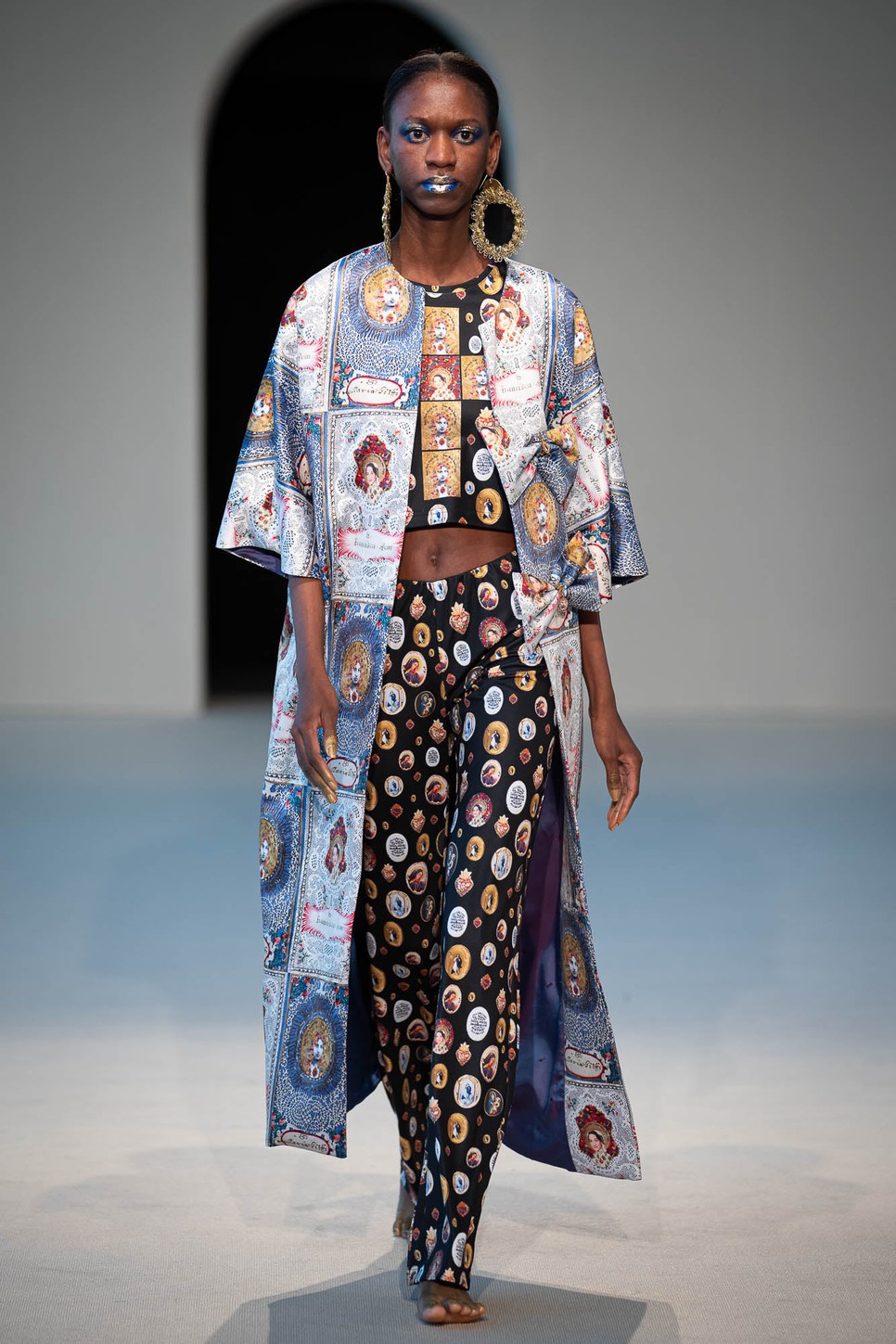 Szent Madonnák a Romani Design legújabb kollekciójában