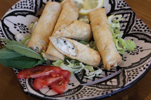 RAKAKAT SAJT - Sült sajtrudak, petrezselyem, fekete mag