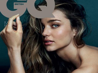 Miranda Kerr csupán térdzokniban a férfimagazin címlapján