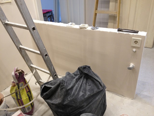 Én és a bútoraim - avagy vásároljunk-e online bútort?