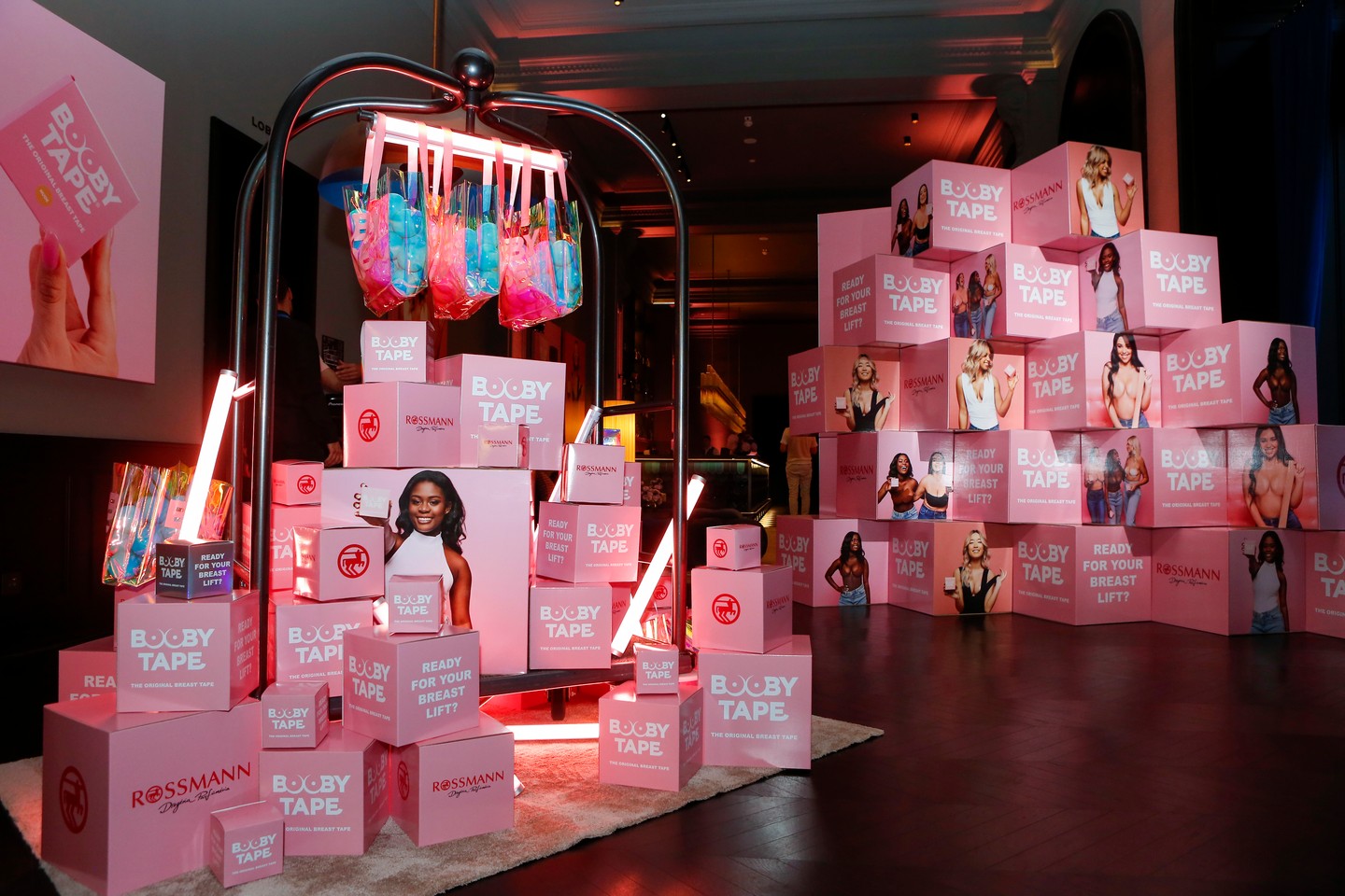 A Booby Tape termékei már kaphatóak a Rossmann drogériáiban