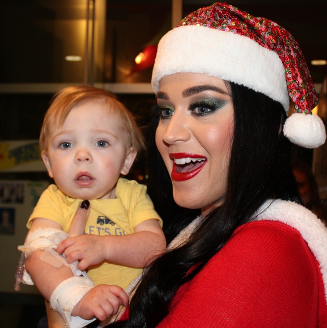 Katy Perry olyan szívmelengető dolgot tett, hogy megkönnyeztük!