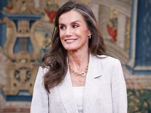 Letícia spanyol királyné álomszép ruhában tündökölt a vb-döntőn, a világsztárokat is letarolta szettjével