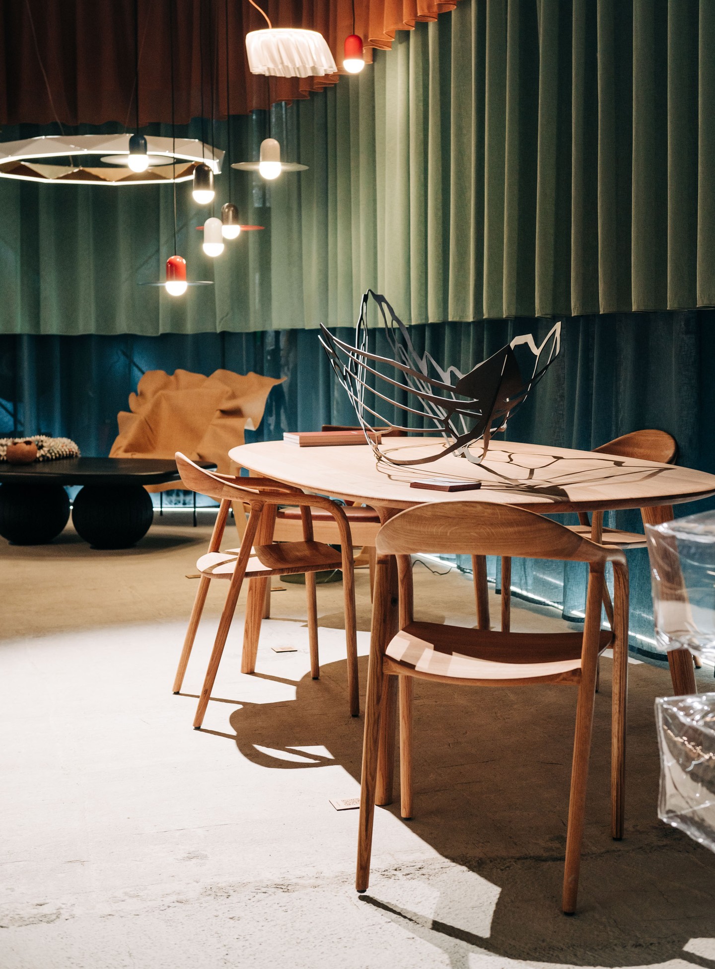 Magyar designerek tervezései a 360 Design kiállításon