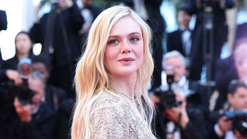 Elle Fanning Michael Kors szettjét gyakorlatilag bármelyik nő szívesen elfogadná