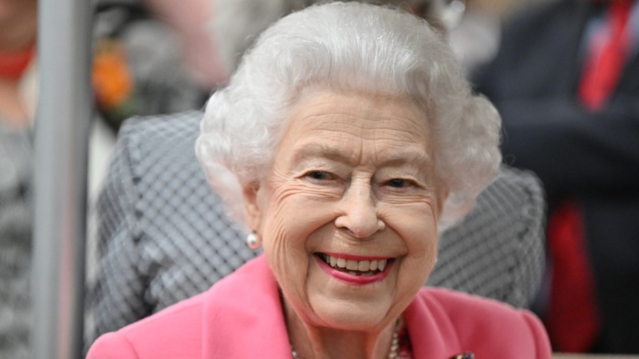  II. Erzsébet királynő 96 évesen is kiváló formában van
