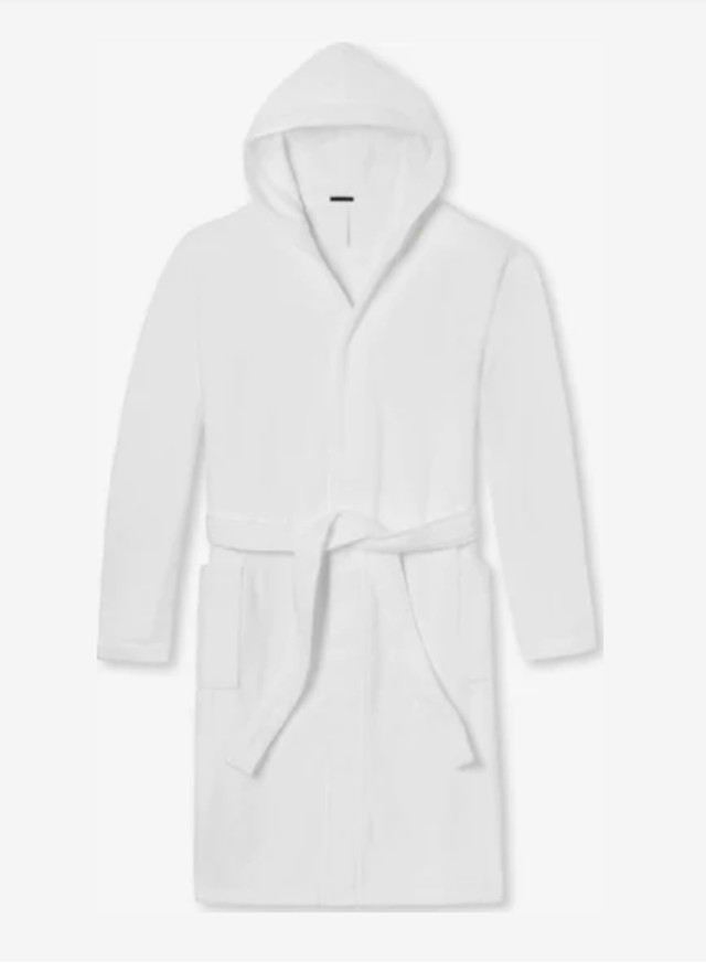 Új kötelező darab született: a köntös az új blézer