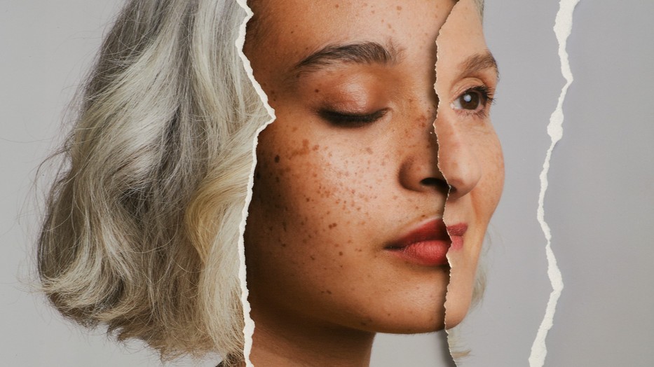 „Volt, amikor késsel mászkált a lakásban, de erre ő egyáltalán nem emlékezett” – Élet skizofrén szülővel