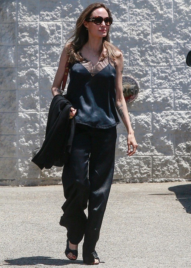 Angelina Jolie utcai stílusa