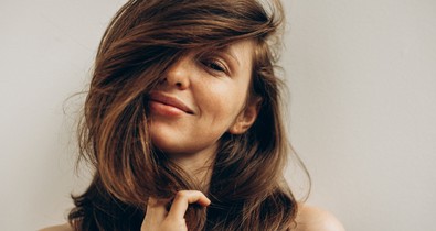 Egy hónapig rozmaringolajat használtam a hajamra, az eredmény egészen elképesztő