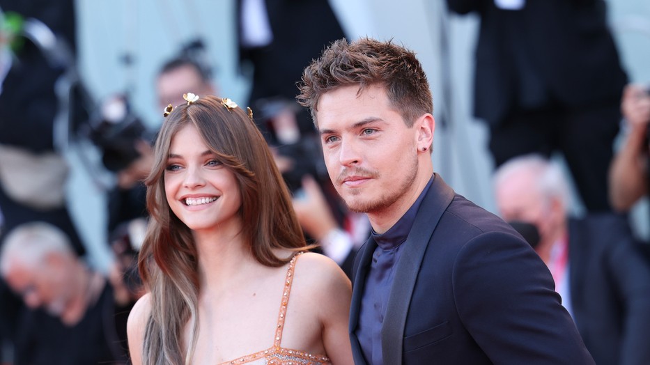 Palvin Barbara és Dylan Sprouse a Velencei Filmfesztiválon