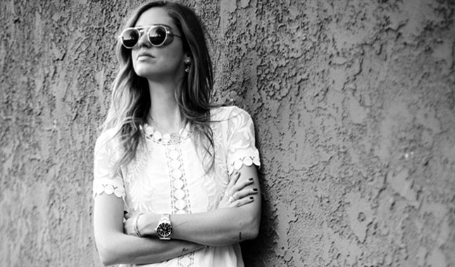 A nyolcadik a muse szó, szintén a karján