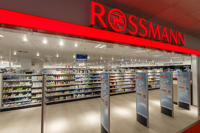 Már a drogériákban is átveheted a Rossmann oldalán leadott rendelésed