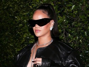 A várandós Rihanna megint kiverte a biztosítékot szexi bőrszettjével