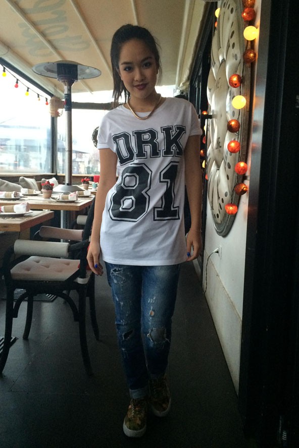 Hien laza és vidám