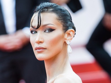 Most egy 35 éves álomszép ruhában ragyogott Bella Hadid Cannes-ban