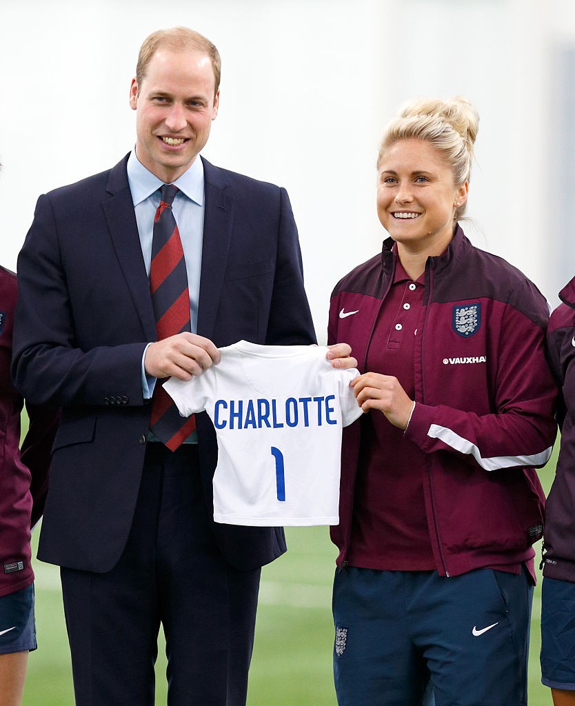 Ennek fényében nem gondolnánk, hogy ez az aprócska mez sokat hevert volna parlagon a család otthonában