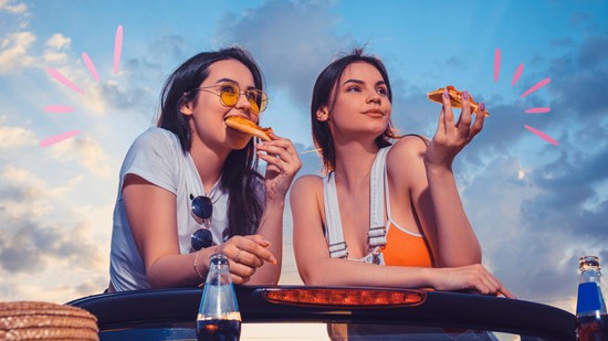 Itt a lista: ezt az 5 ételt iktassuk ki étrendünkből a szakértő szerint, hogy elkerüljük a bélrákot