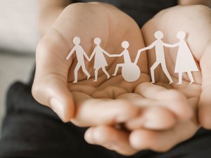 Te elég nyitott vagy, hogy fogyatékkal élő orvos gyógyítson?