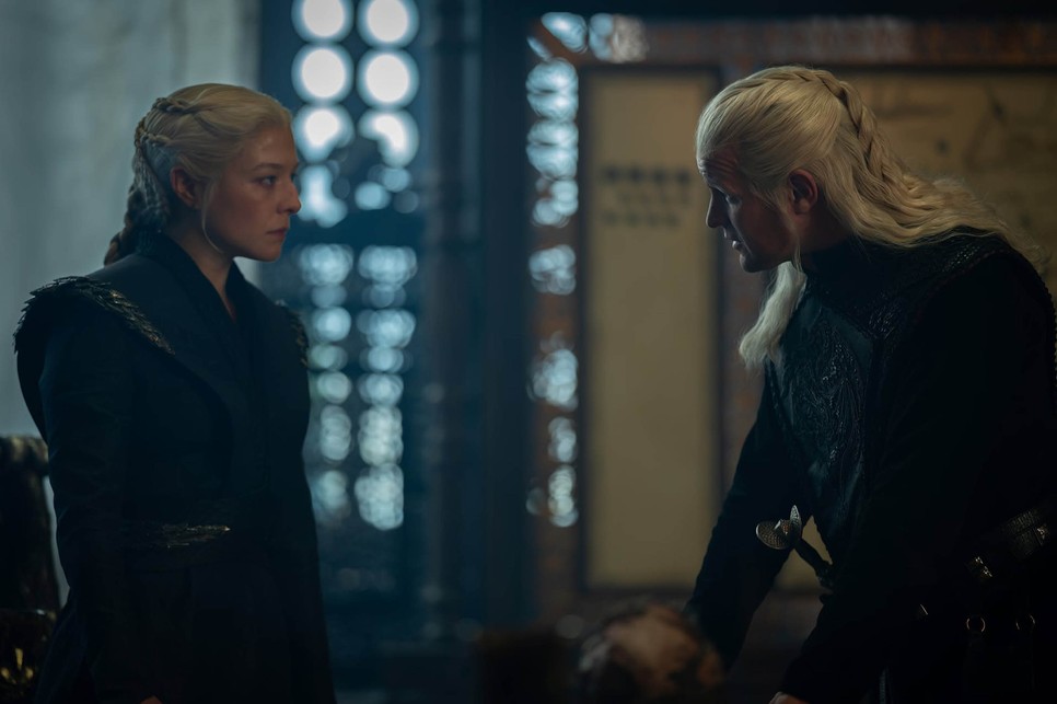Rhaenyra bizalma megrendülni látszik Daemonban