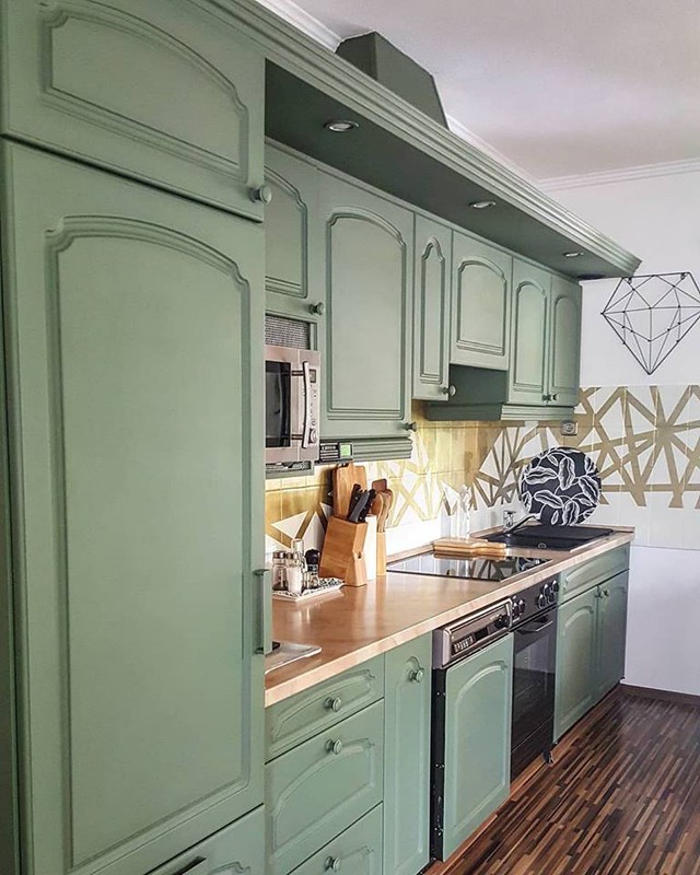 Nők, akik férfiakat megszégyenítő módon barkácsolnak: interjú Iványi Krisztinával