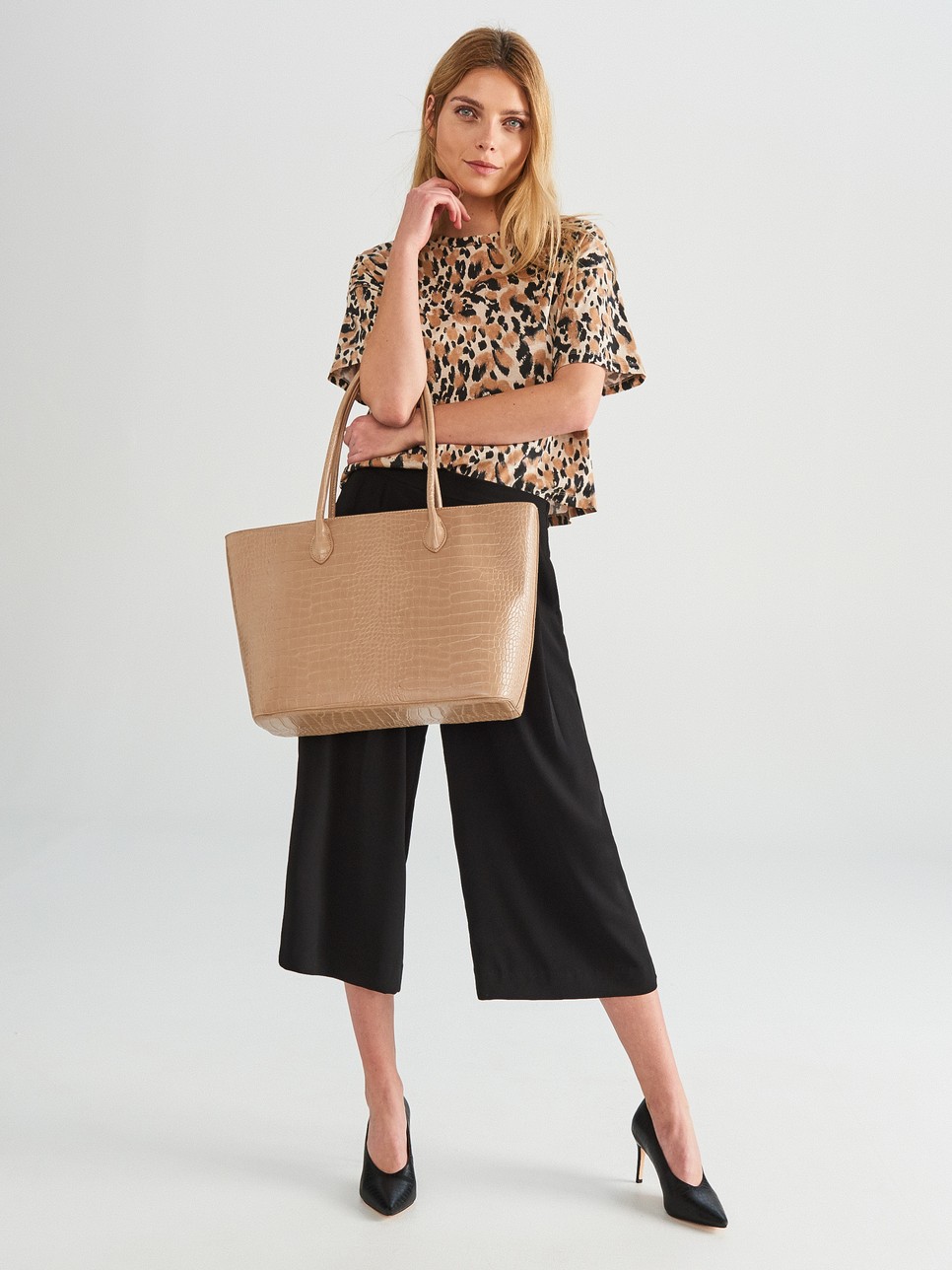 Jenna Dewan szettje tökéletes inspiráció ezekre az esős napokra