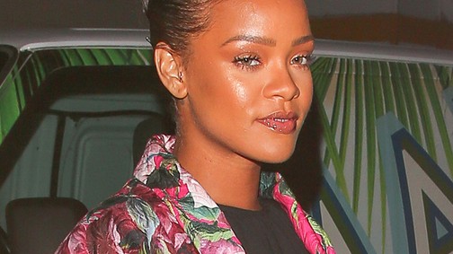 Rihanna most Mulánnak öltözött