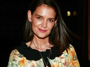 Hatalmas botrány van Katie Holmes új barátja körül