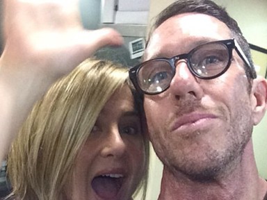 Interaktív - MTV EMA, Jennifer Aniston új bubifrizurája, Lady Gaga szobra