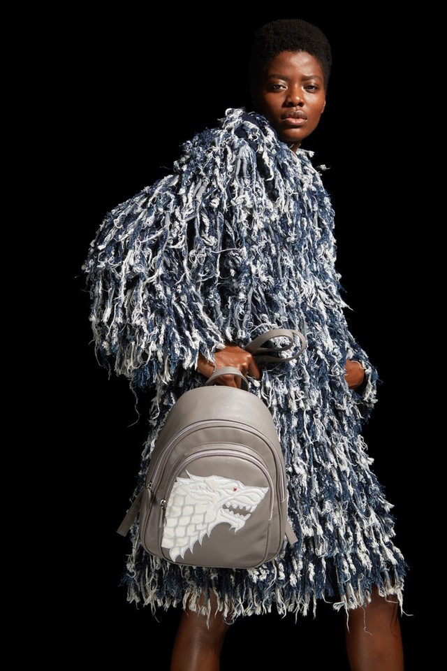 Ettől a Trónok harca táskakollekciótól a sárkányok anyjának fogod magad érezni