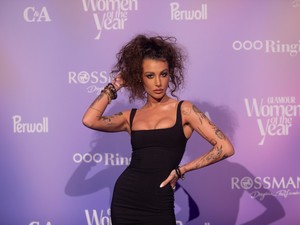 Elszabadult a pokol Tóth Andi fotója alatt, súlyos dolgokat vágnak az énekesnő fejéhez