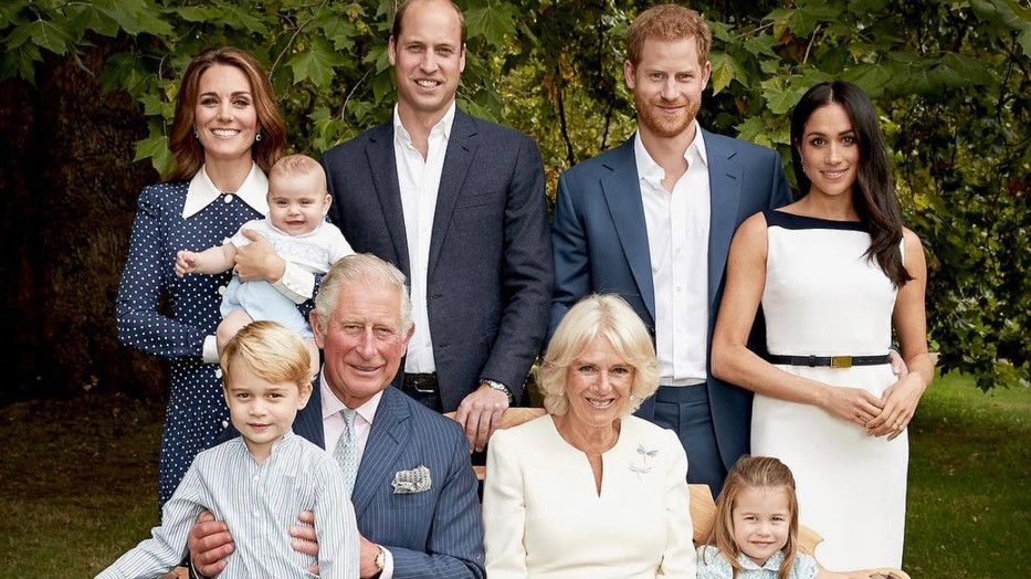 Az összes portré, amit a brit királyi csemetékről láthattunk az évek során