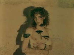 Zsófi először vetkőzött!