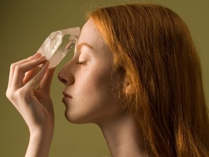 Sokan nem hisznek bennük, pedig a mantráknak és az ásványoknak teremtő erejük van