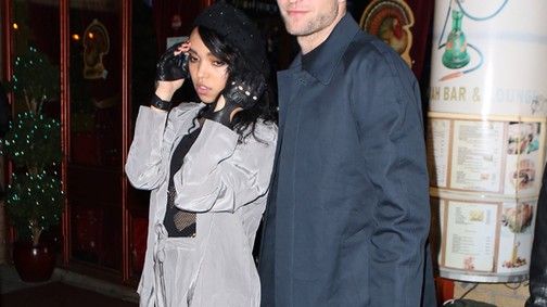 Új álompár! Robert Pattinson és szerelme nem titkolóznak tovább