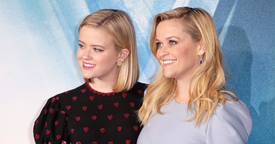 Édesanyja ikonikus szerepébe bújt Reese Witherspoon lánya: mintha magát Doktor Szöszit látnánk