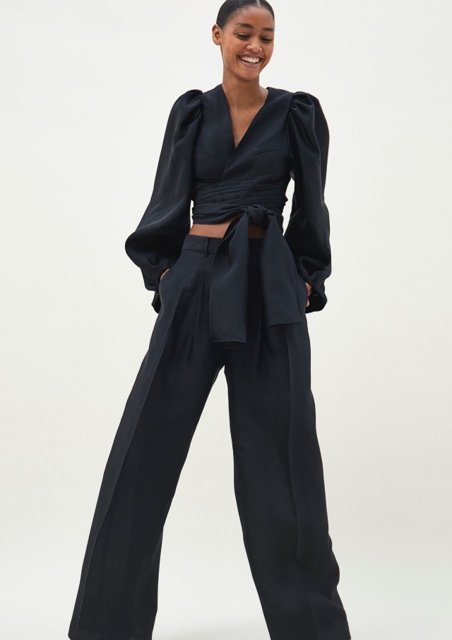 Selyemkeverék bolerófelső és nadrág 31 995 Ft, 31 995 Ft