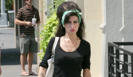 amy-winehouse-01-d0000DF06a1130dd62839.jpg