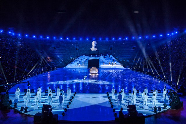 Ilyen gyönyörű volt Irina Shayk, Katie Holmes, Chiara Ferragni és Weisz Fanni az Intimissimi On Ice showján!