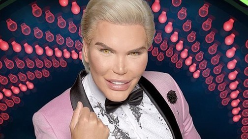 Őrület: Így nézett ki az élő Ken baba a műtétek előtt