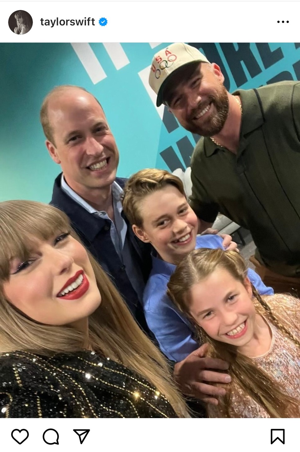Taylor Sift szelfit és készített Vilmos herceg, Sarolta hercegnő és György herceg társaságában