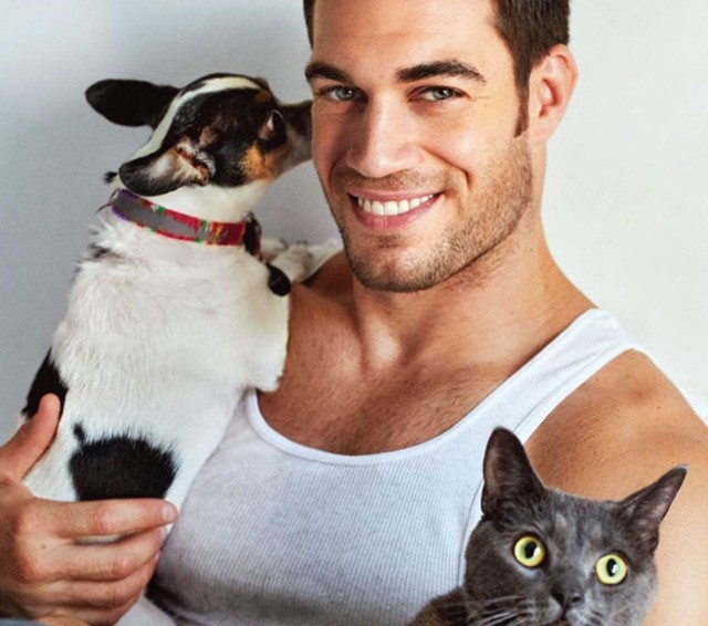 Íme a világ legsármosabb állatorvosa!