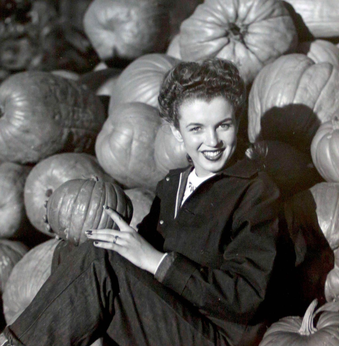 Marilyn Monroe kezdetben egy rádióirányítású repülőgépeket gyártó üzemben vállalt munkát.