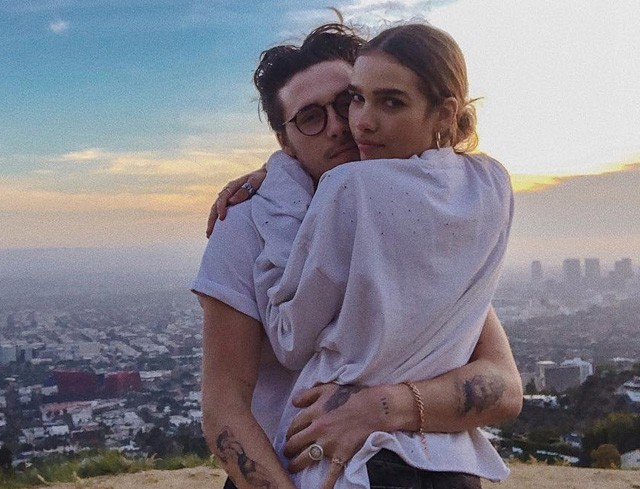 Brooklyn Beckham és Hana Cross