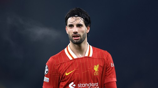 Friss fotókon Szoboszlai Dominik és felesége: Buzsik Borka valami álomszép kismama