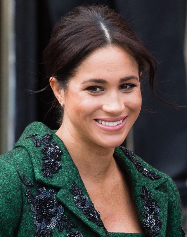 Meghan Markle már nem viseli jegygyűrűjét és jó oka van rá