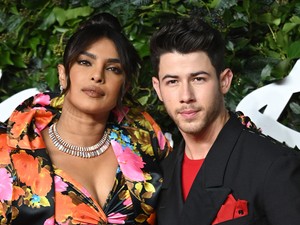 Meglepetés! Nick Jonas apa lett!