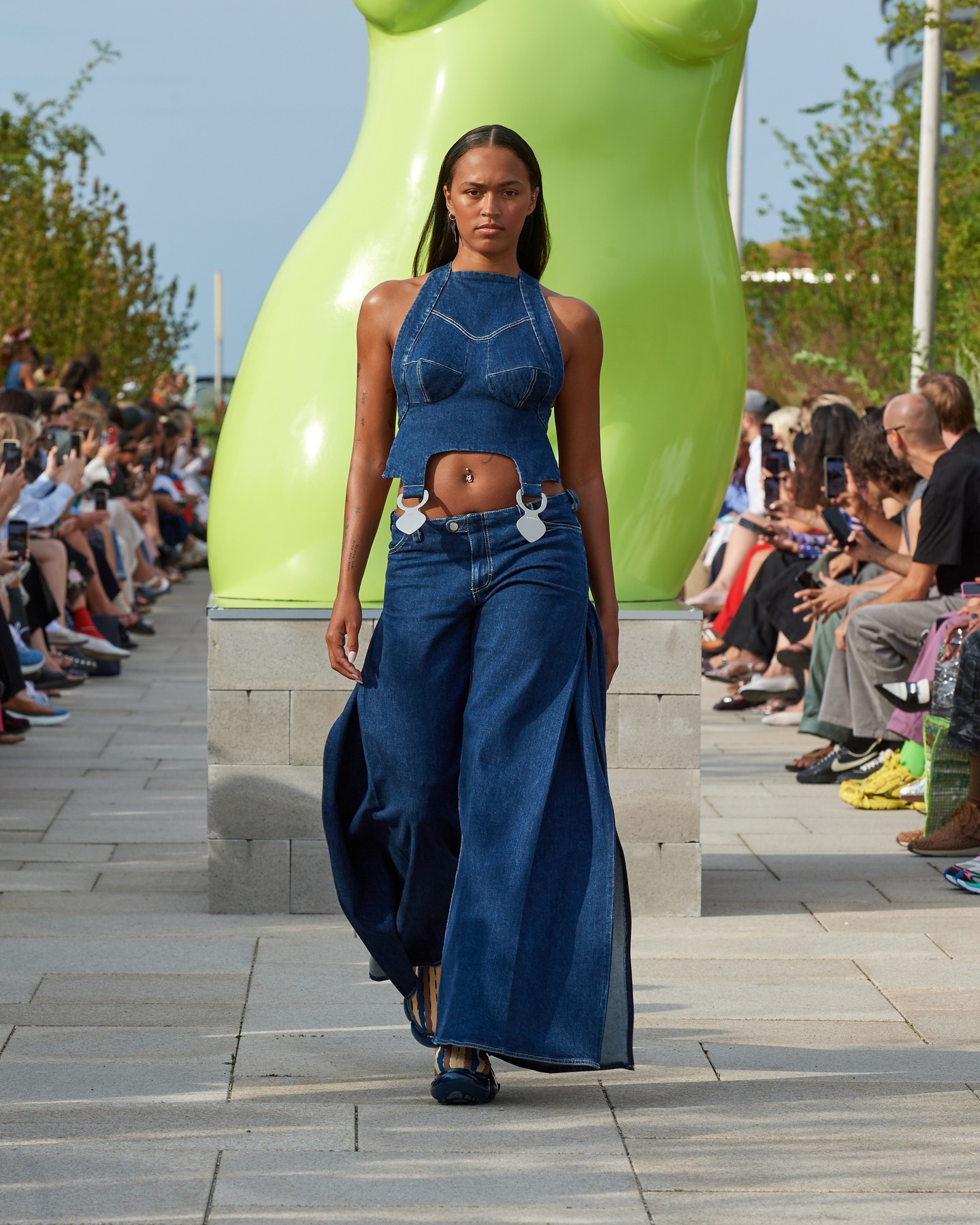 A Zalando Visionary Awards 2024 nyertese Sinéad O'Dwyer farmer kreációja